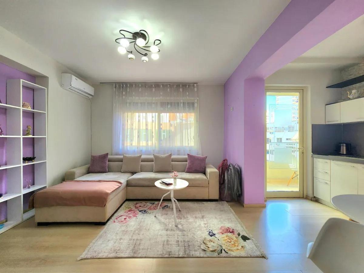 Skanderbeg Deluxe Flat W 24h Check In